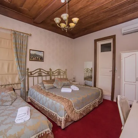 Hotel Hhk 4*