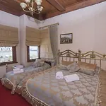 Hhk Hotel 3*
