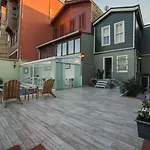 Hhk Hotel 3*